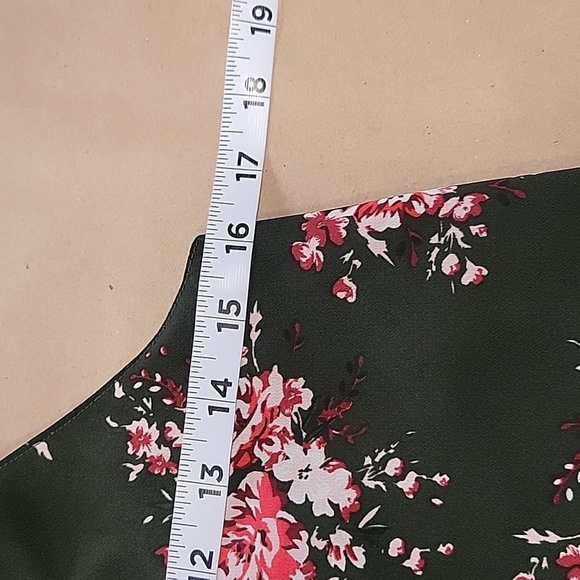 Cotton On Size XS Dark Green with Floral Pattern Lined Camisole / Sleeveless Top - Picture 7 of 12